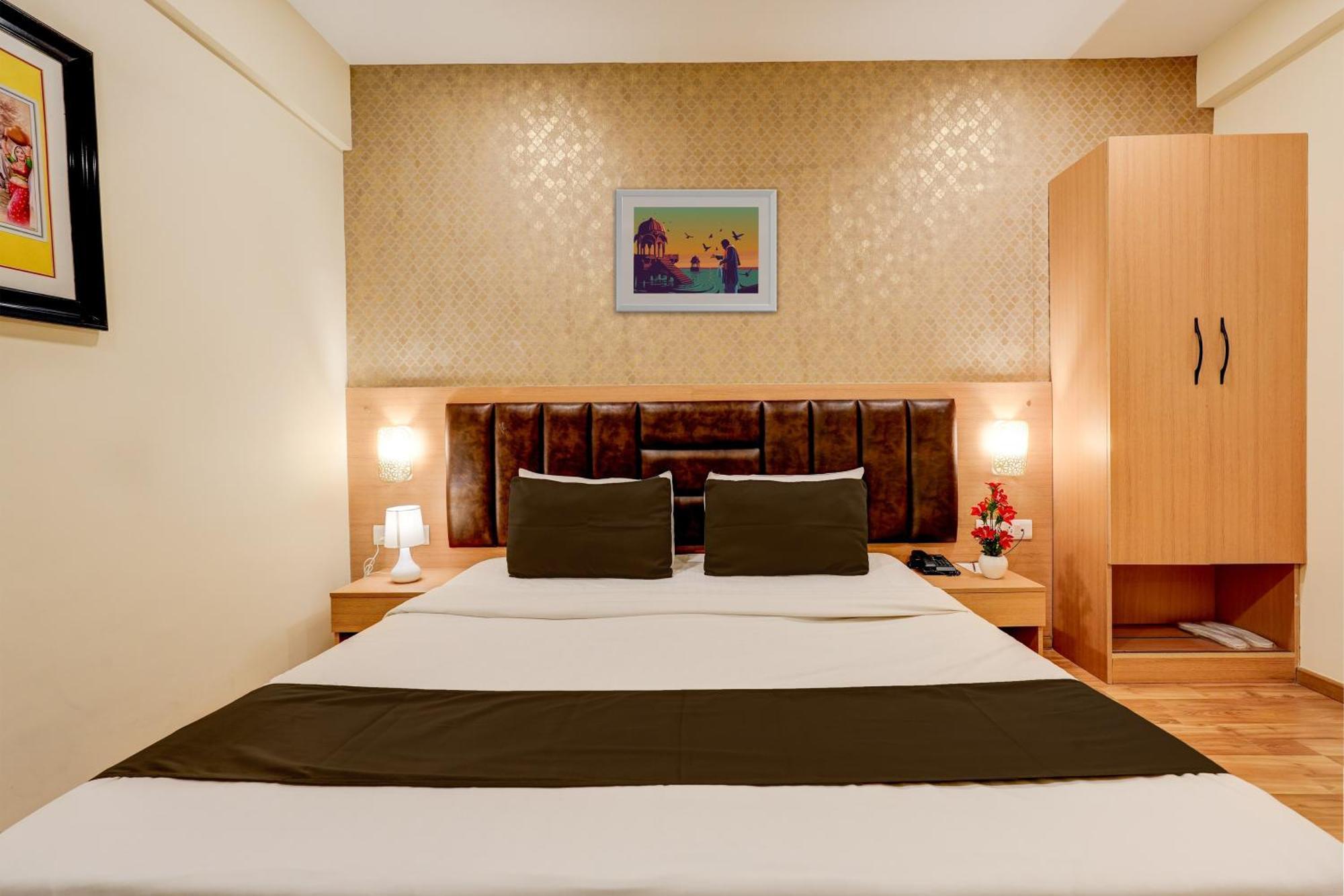 Townhouse 076 Hebbal Hotell Bangalore Exteriör bild