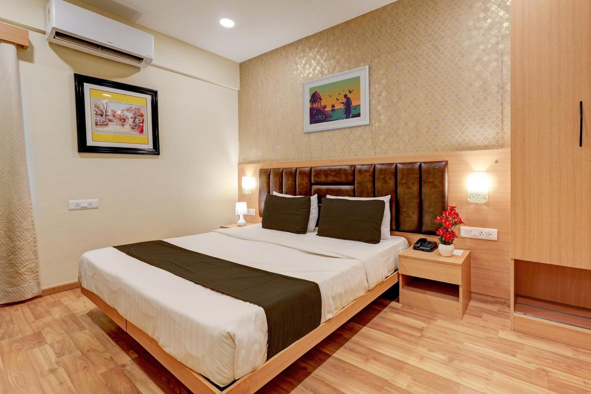 Townhouse 076 Hebbal Hotell Bangalore Exteriör bild